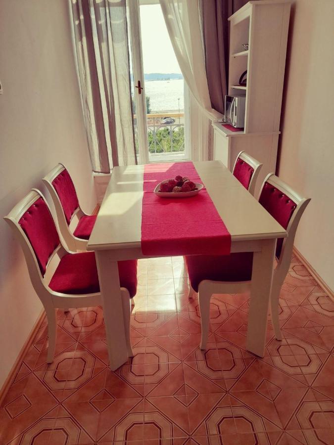App Obrovac In The Centre - With Amazing Sea View! Apartment Pula Ngoại thất bức ảnh