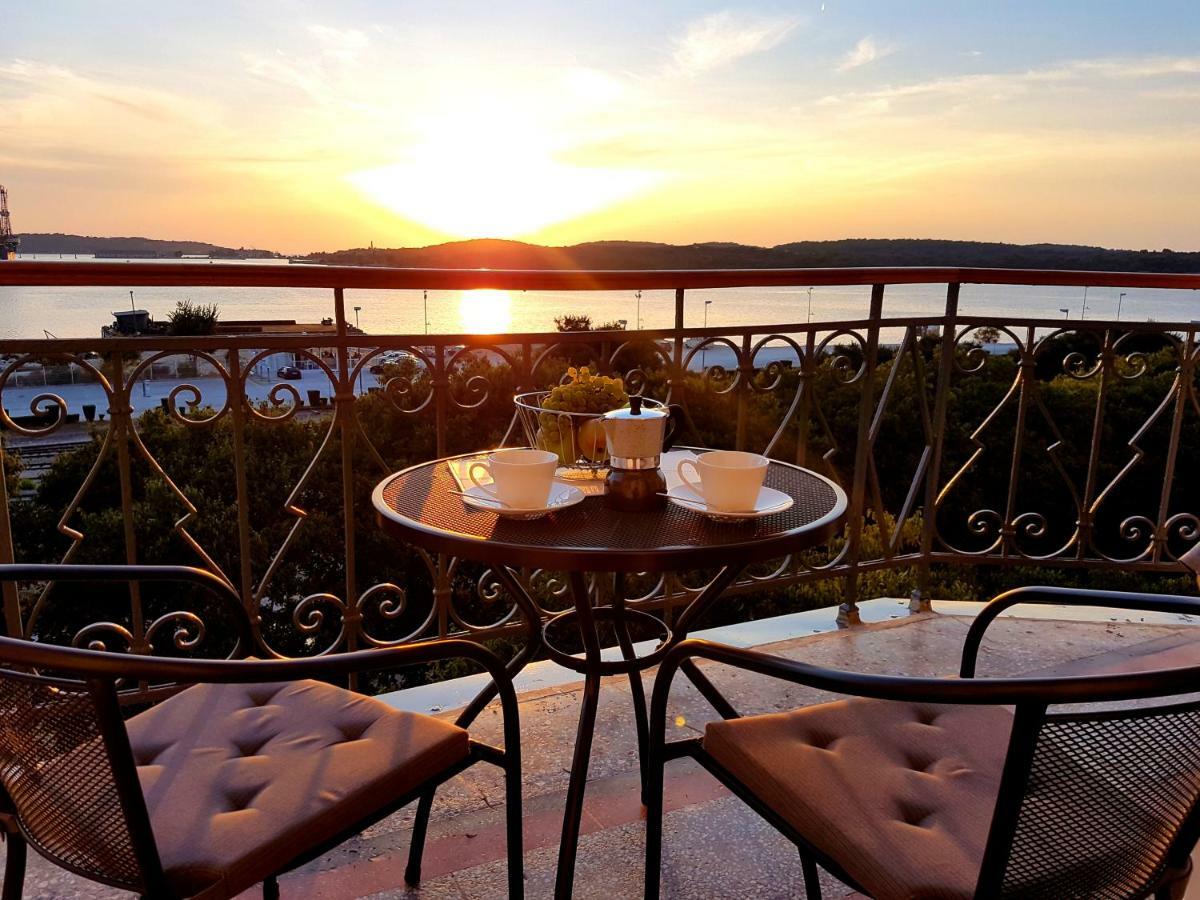 App Obrovac In The Centre - With Amazing Sea View! Apartment Pula Ngoại thất bức ảnh